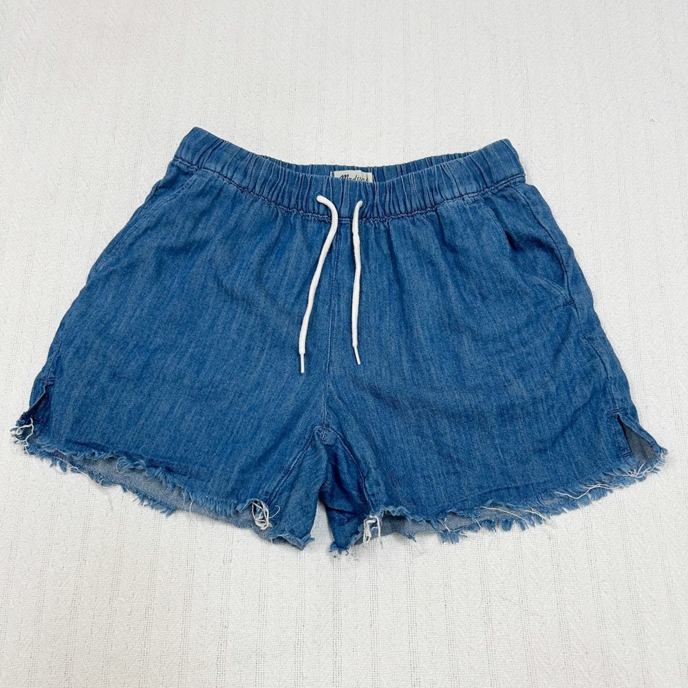 MADEWELL Chambray blue denim pull on drawstring raw hem shorts - size XS - airy